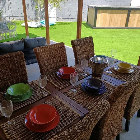 Country غراناديا دي أبونا