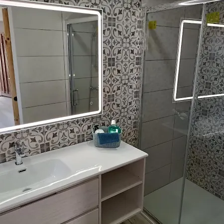 Country غراناديا دي أبونا