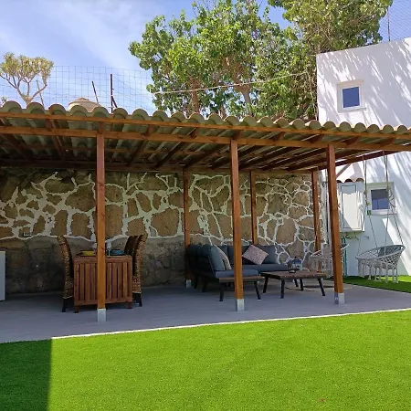 بيت للعطل Country *