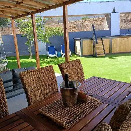 بيت للعطل Country غراناديا دي أبونا