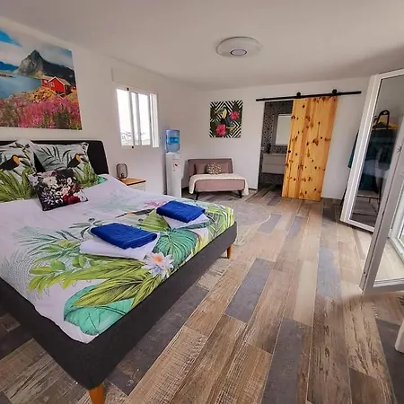 بيت للعطل Country