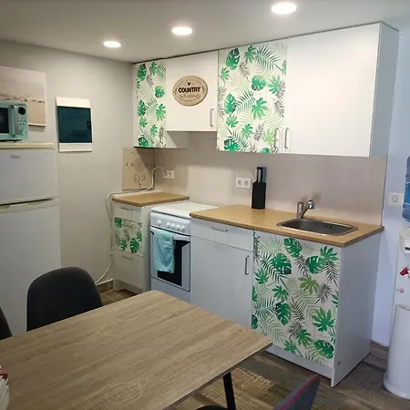 بيت للعطل Country *