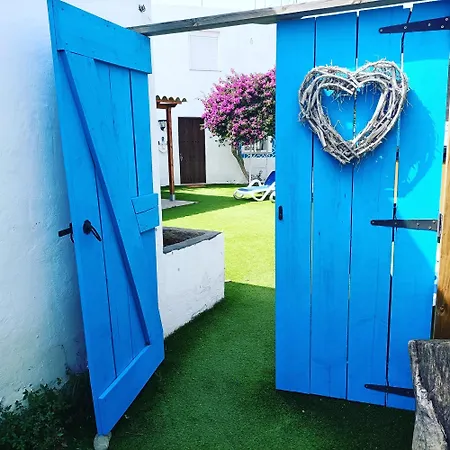 بيت للعطل Country *