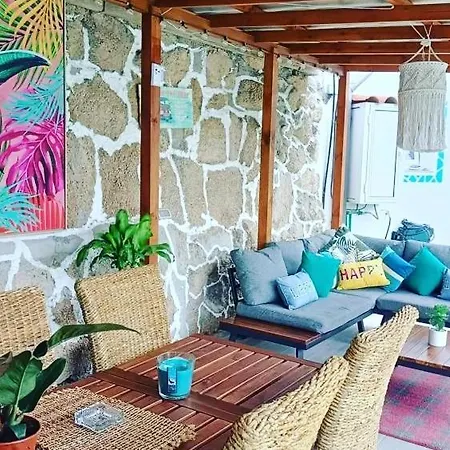 بيت للعطل Country *